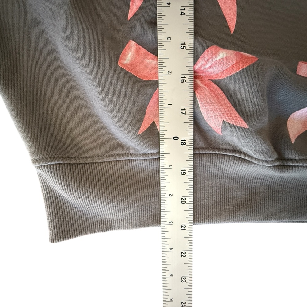 Strawberry Shortcake Sweatshirt with Bows – Retro Graphic Pullover – Size XS - Picture 12 of 12